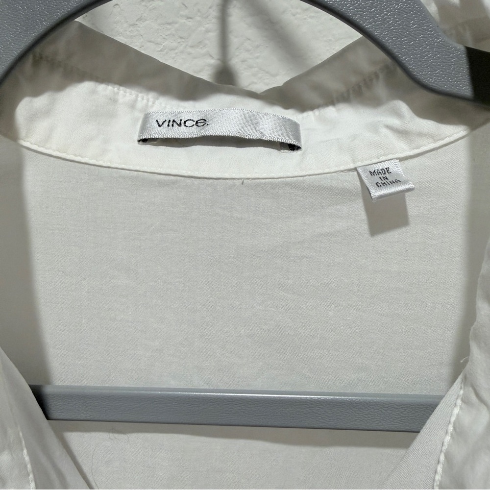 Vince Crisp White Collared Short Roll Sleeve Feminine Button Up Shirt Size Large - Picture 2 of 7